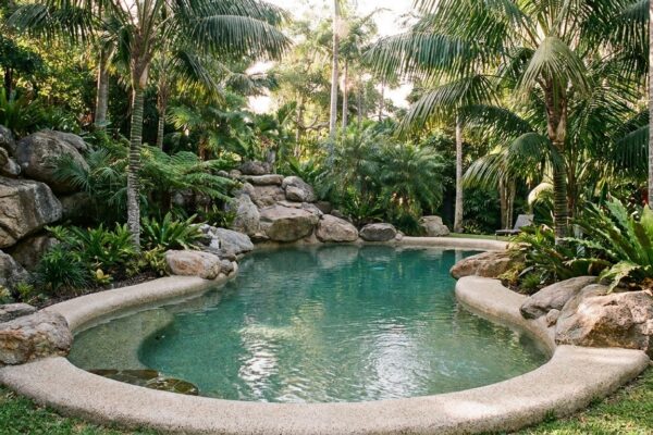 piscine-lagon-residence-tourisme-2025.png