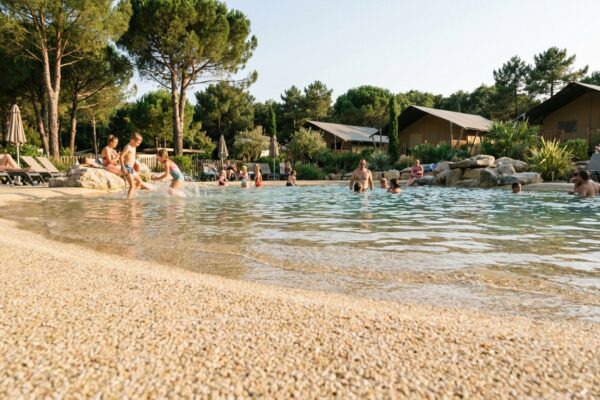 revetement-piscine-lagon-2025.png