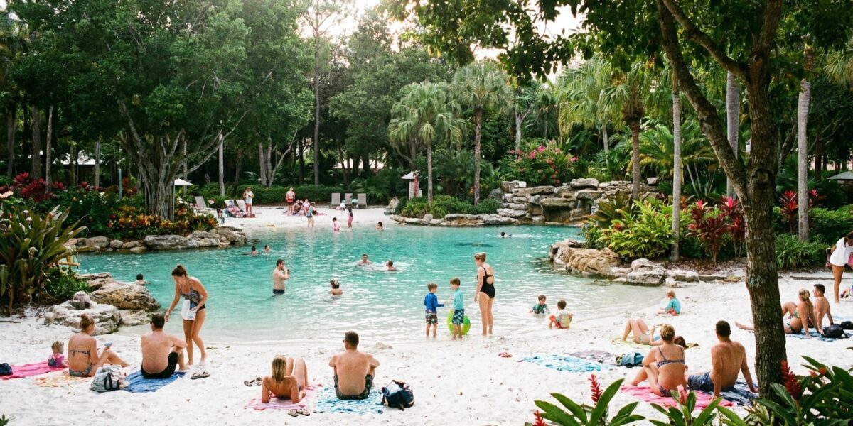 piscine-lagon-collectivite-2025.png
